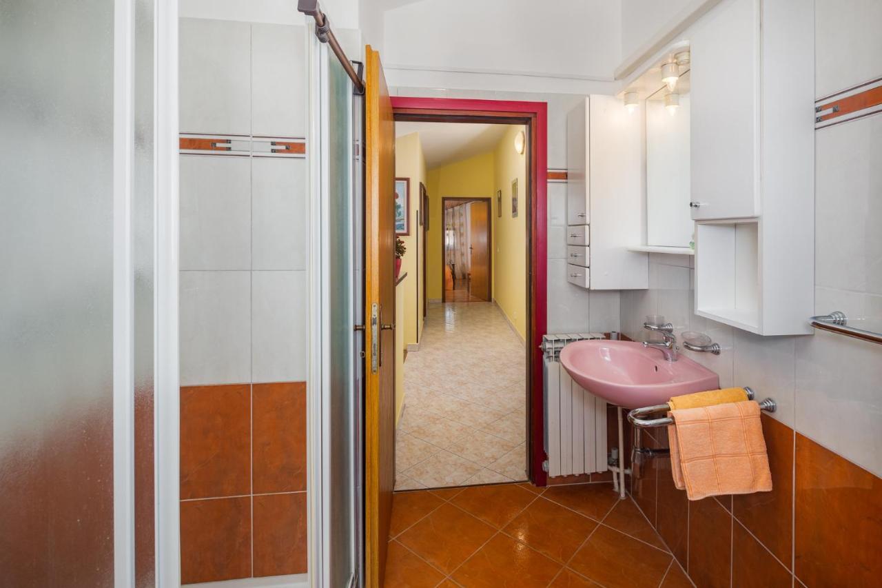 Bella Vista Apartment Porec Exterior photo