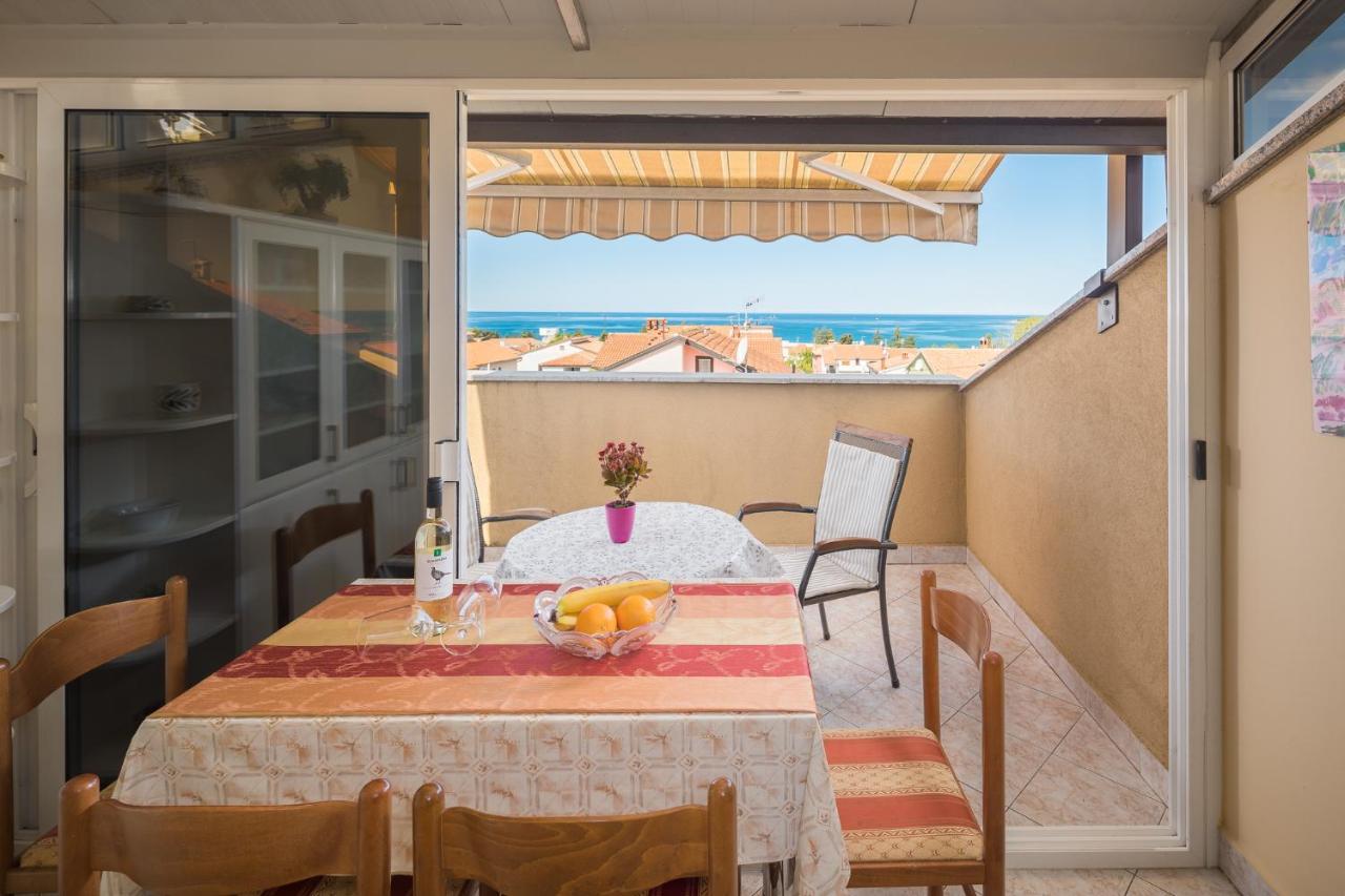 Bella Vista Apartment Porec Exterior photo