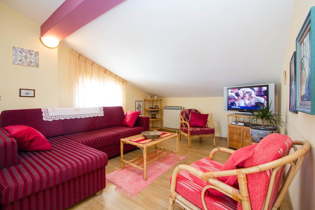 Bella Vista Apartment Porec Exterior photo